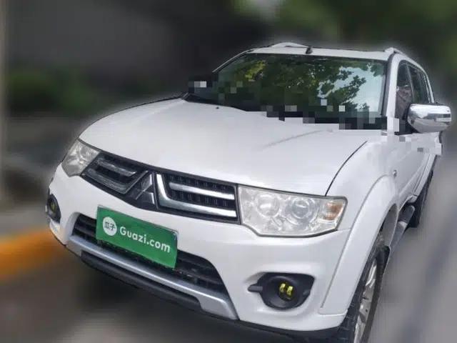 Mitsubishi Pajero Sport 2013 3.0L Automatic 4x4 Flagship Edition
