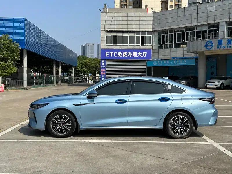 Fengyun A8 2024 Long-Range Edition 127 Luxury Model — миниатюра 4