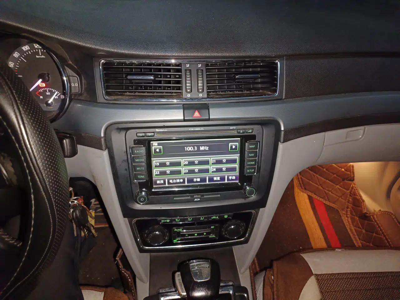 Skoda Superb 2009 1.8TSI Automatic Luxury Edition — миниатюра 13