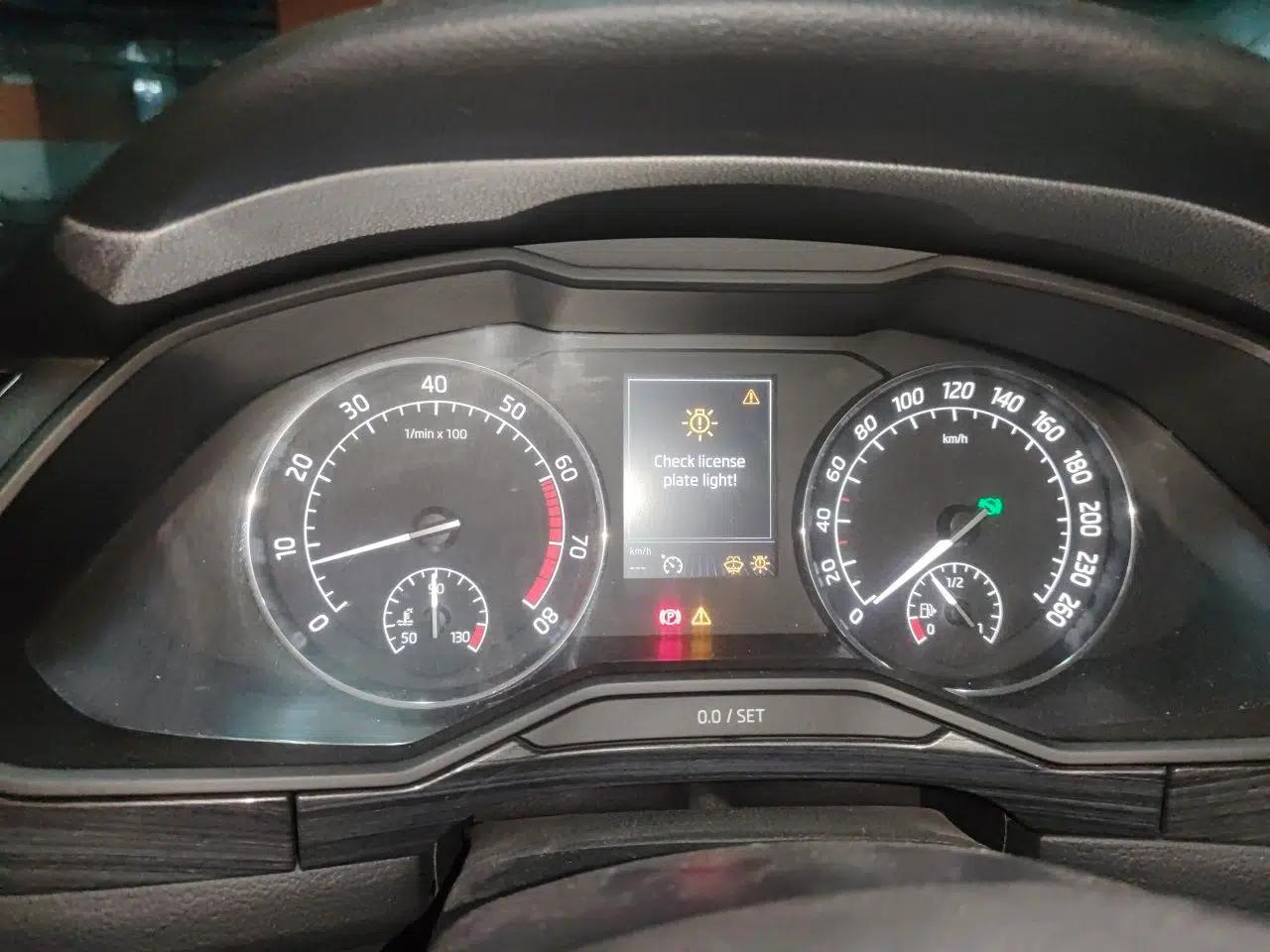 Skoda Superb 2016 TSI280 DSG Champion Edition — миниатюра 11