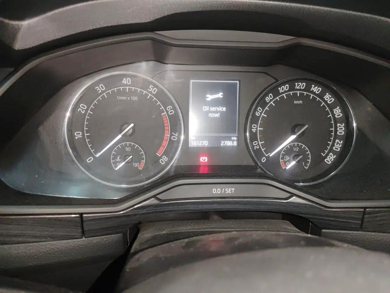 Skoda Superb 2016 TSI280 DSG Champion Edition — миниатюра 12