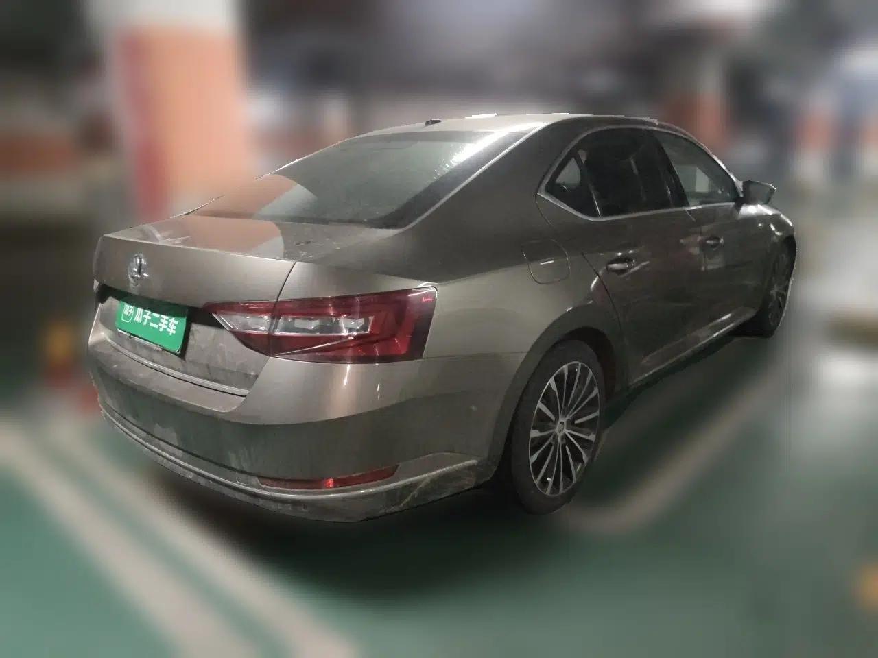 Skoda Superb 2016 TSI280 DSG Champion Edition — миниатюра 6