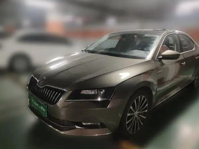 Skoda Superb 2016 TSI280 DSG Champion Edition