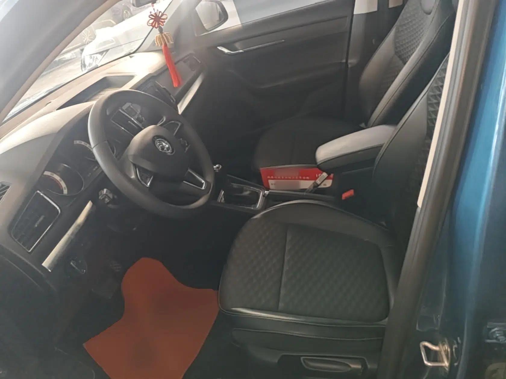 Skoda Kamiq 2018 1.5L Automatic Comfort Edition China V Standard — миниатюра 17