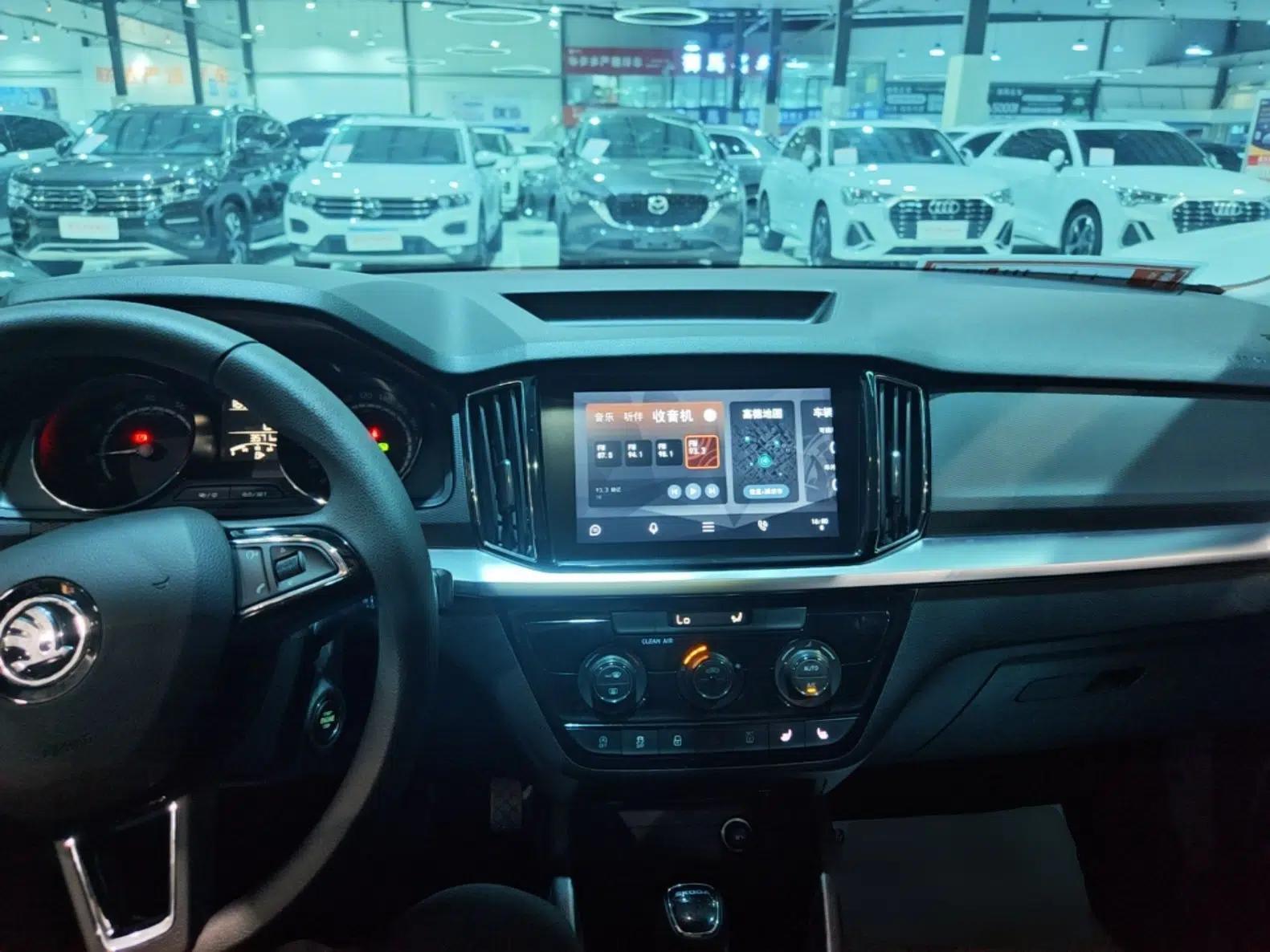Skoda Kamiq 2024 1.5L Automatic Comfort Edition — миниатюра 17