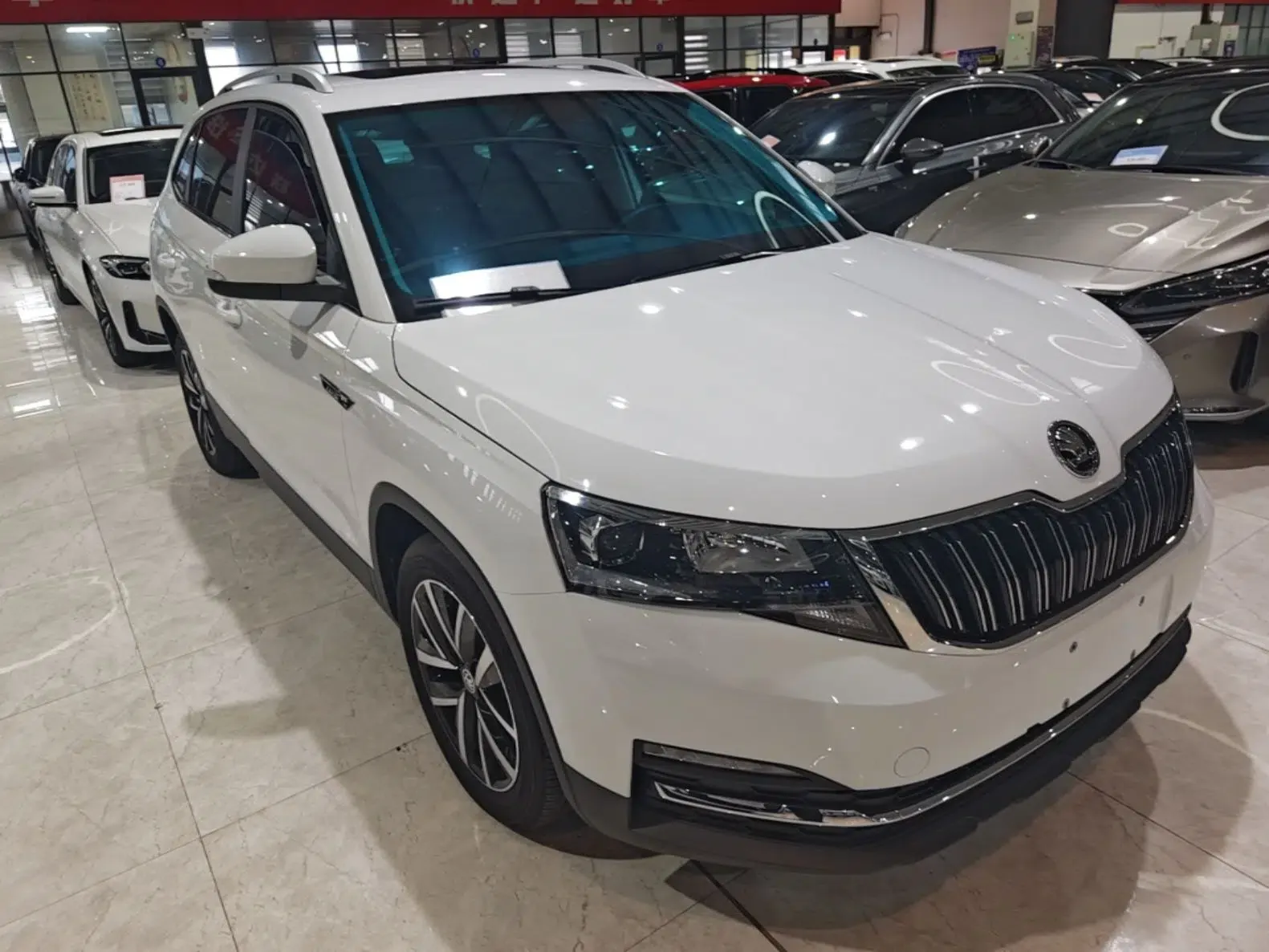 Skoda Kamiq 2024 1.5L Automatic Comfort Edition — миниатюра 3