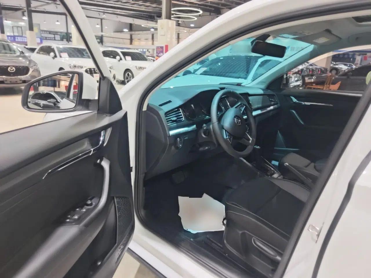 Skoda Kamiq 2024 1.5L Automatic Comfort Edition — миниатюра 23