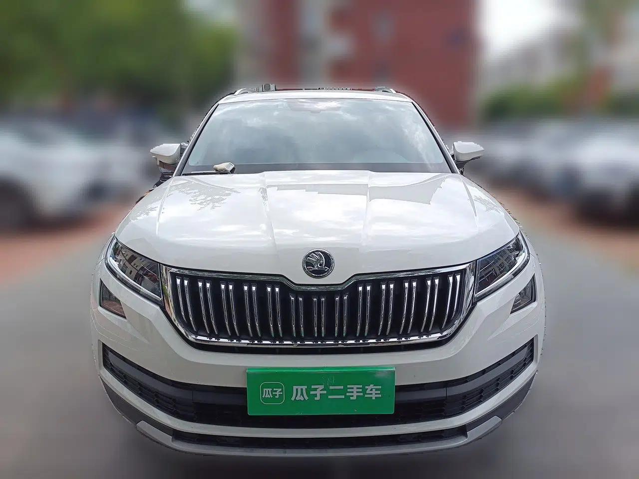 Skoda Kodiaq 2020 TSI330 5-Seat Two-Wheel Drive Deluxe Enjoyment Edition — миниатюра 2