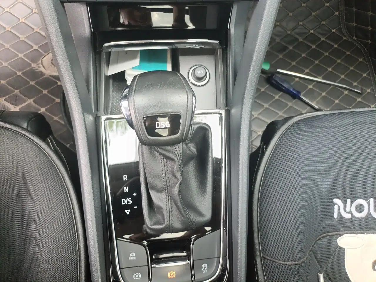 Skoda Kodiaq 2020 TSI330 5-Seat Two-Wheel Drive Deluxe Enjoyment Edition — миниатюра 14