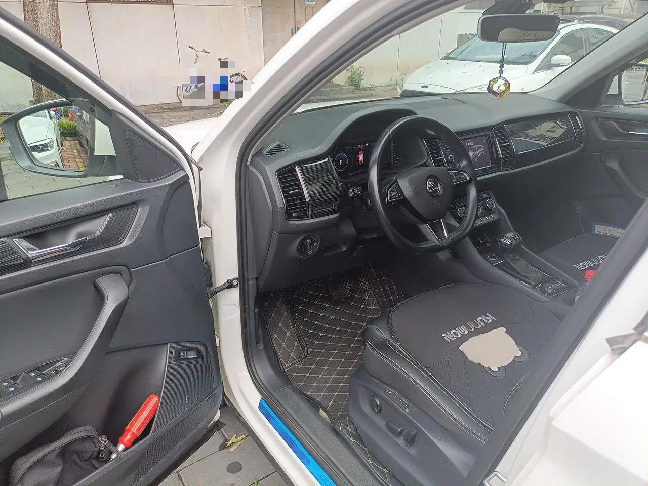 Skoda Kodiaq 2020 TSI330 5-Seat Two-Wheel Drive Deluxe Enjoyment Edition — миниатюра 16