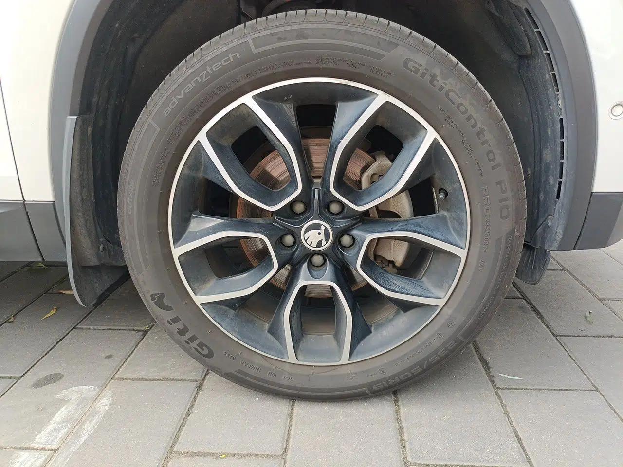Skoda Kodiaq 2020 TSI330 5-Seat Two-Wheel Drive Deluxe Enjoyment Edition — миниатюра 8