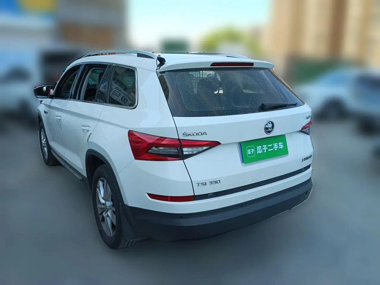 Skoda Kodiaq 2018 Facelifted TSI330 5-Seater Two-Wheel-Drive Comfort Edition — миниатюра 4