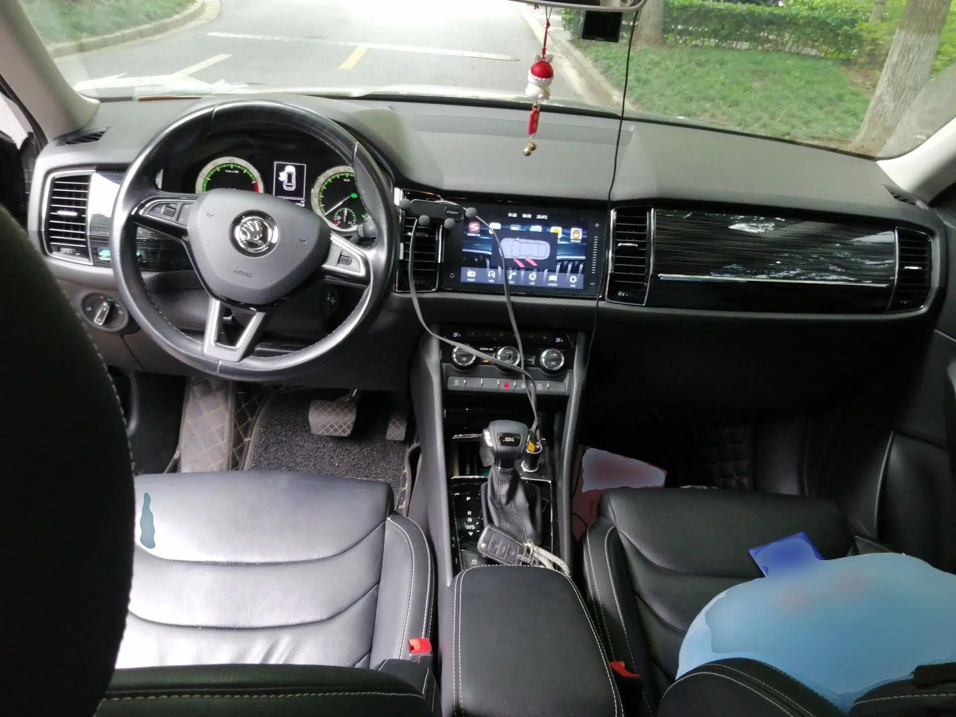 Skoda Kodiaq 2018 Restyled TSI330 7-Seater Two-Wheel Drive Luxury Enjoyment Edition — миниатюра 9