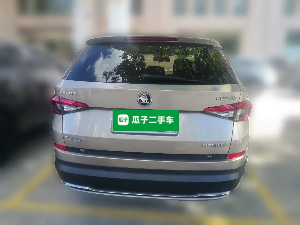 Skoda Kodiaq 2018 Restyled TSI330 7-Seater Two-Wheel Drive Luxury Enjoyment Edition — миниатюра 5
