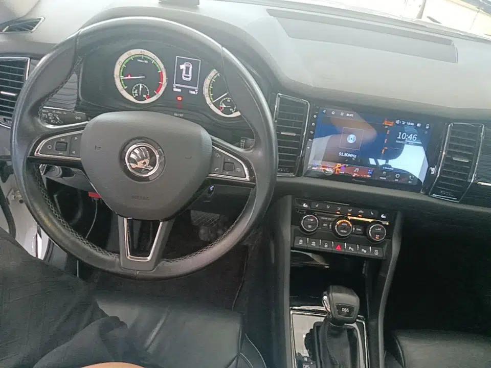 Skoda Kodiaq 2018 Restyled TSI330 7-Seater Two-Wheel Drive Luxury Tech Edition — миниатюра 12