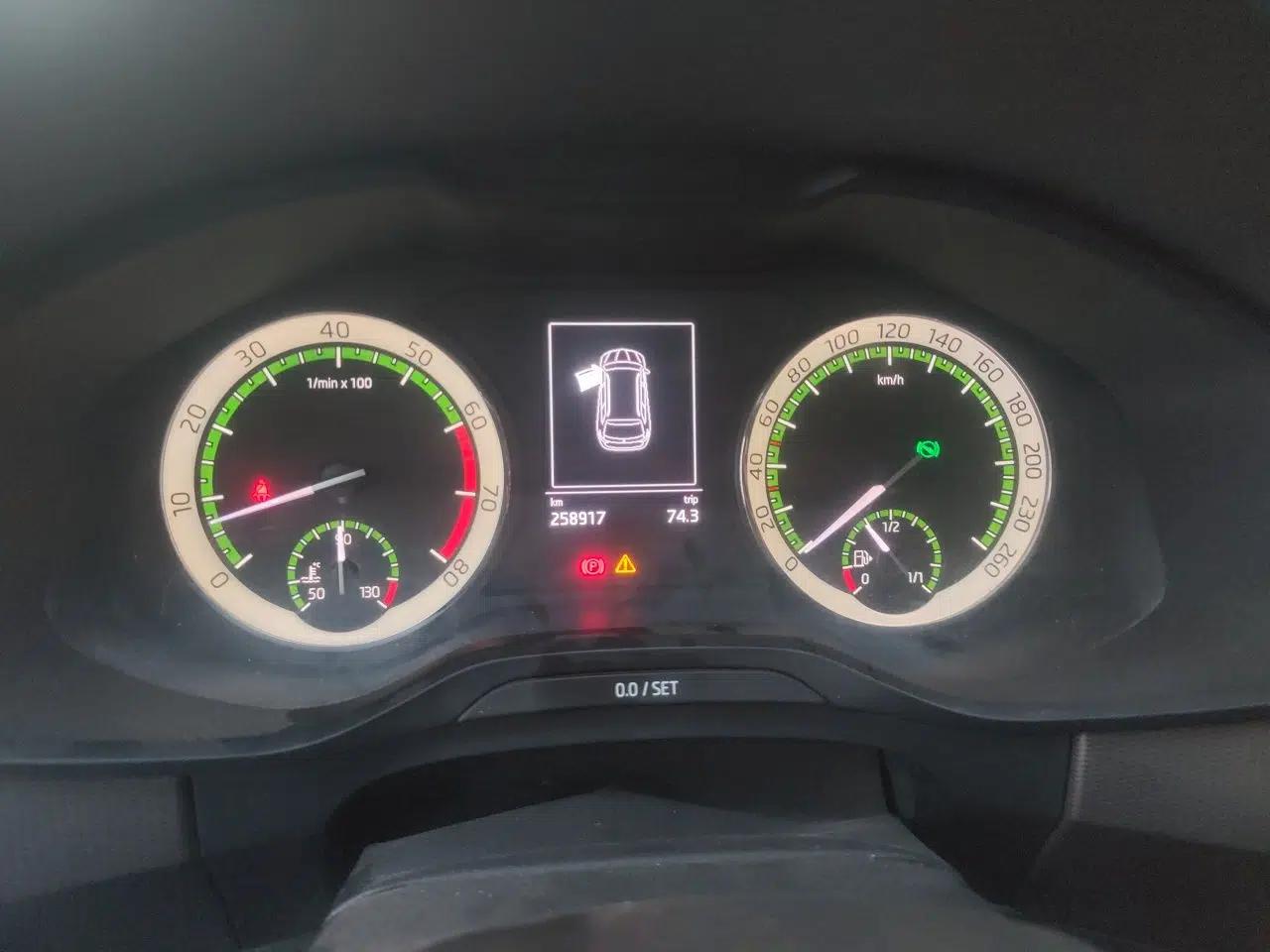 Skoda Kodiaq 2017 TSI330 5-Seat Two-Wheel Drive Luxury Edition — миниатюра 11