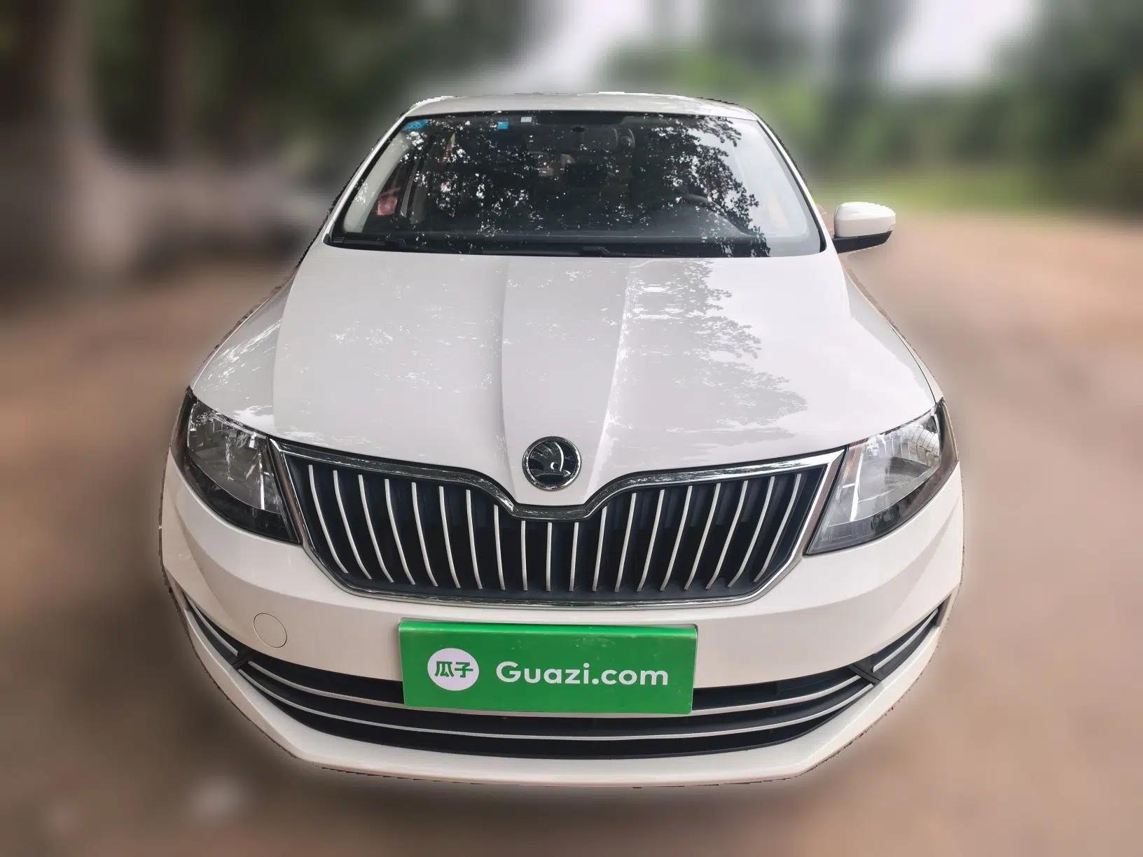 Skoda Rapid 2018 1.4L Manual Standard Edition — миниатюра 2