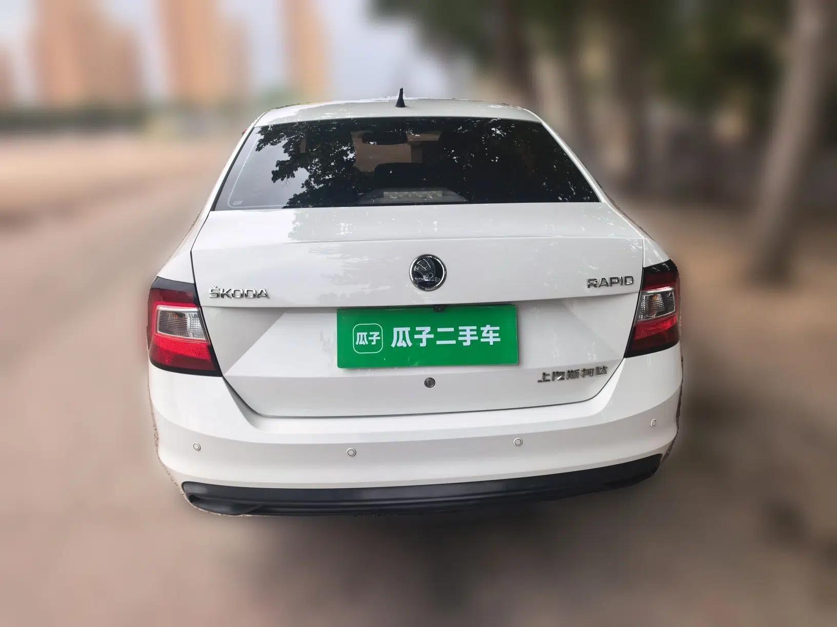 Skoda Rapid 2018 1.4L Manual Standard Edition — миниатюра 3