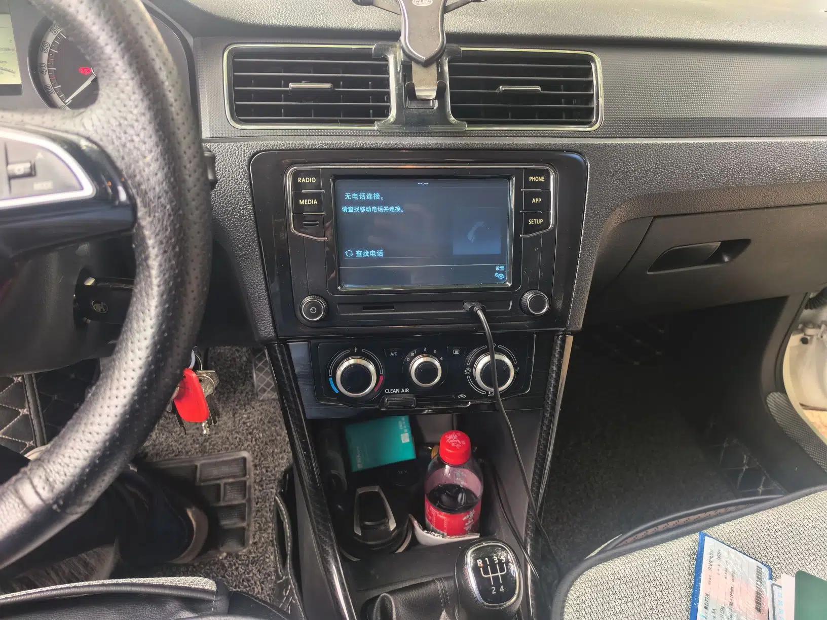 Skoda Rapid 2018 1.4L Manual Standard Edition — миниатюра 10