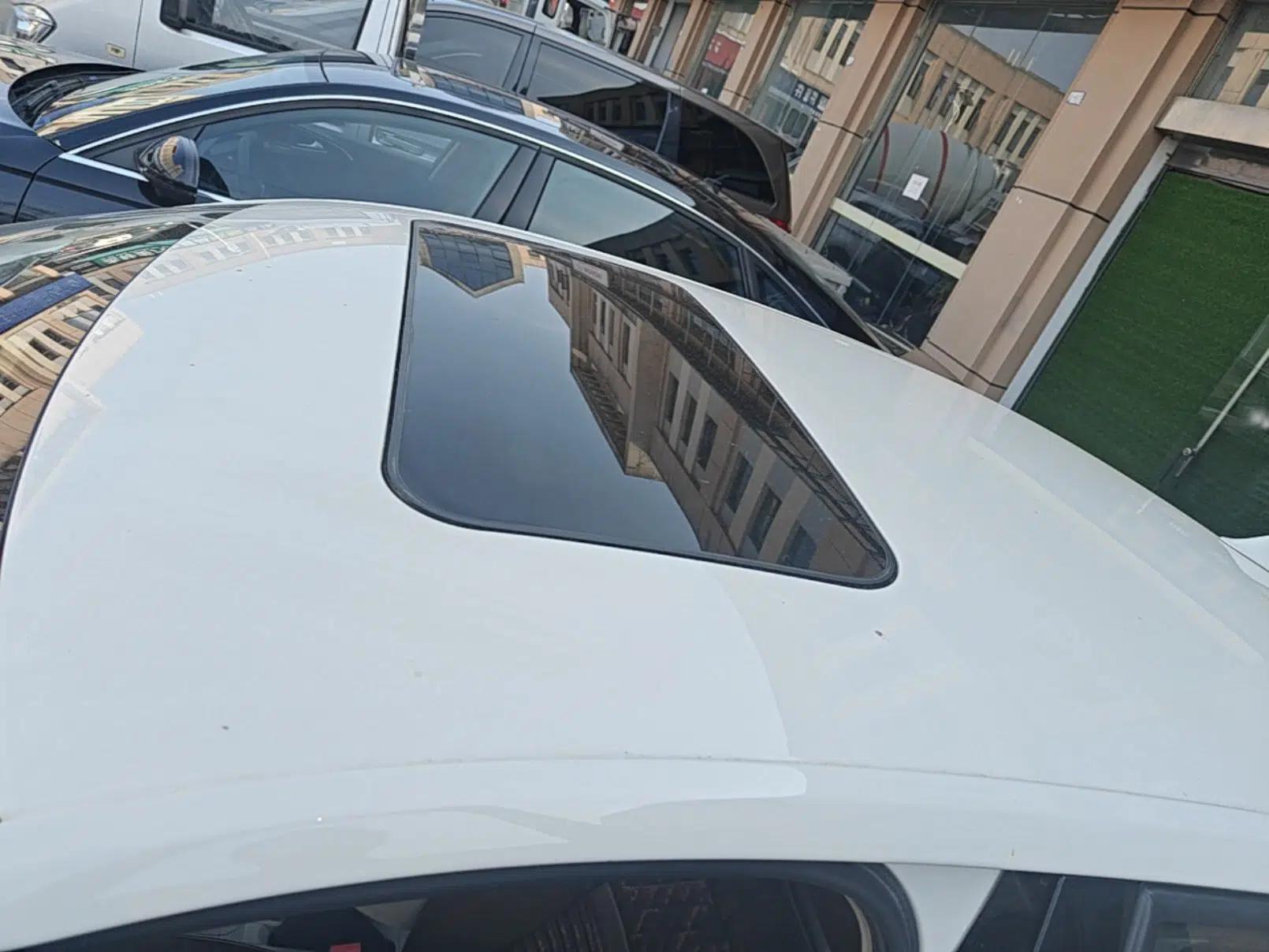 Skoda Rapid 2015 1.6L Automatic Smart Selection Model — миниатюра 7