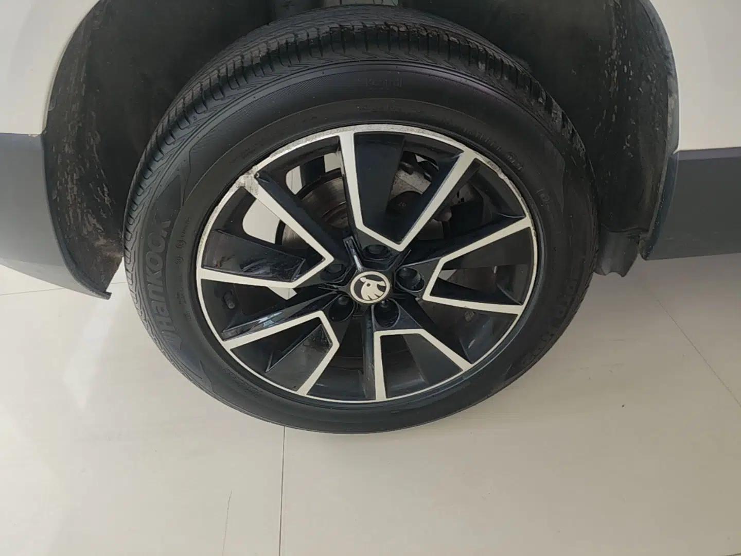 Skoda Karoq 2019 TSI280 Comfort Plus Version China VI Standard — миниатюра 11