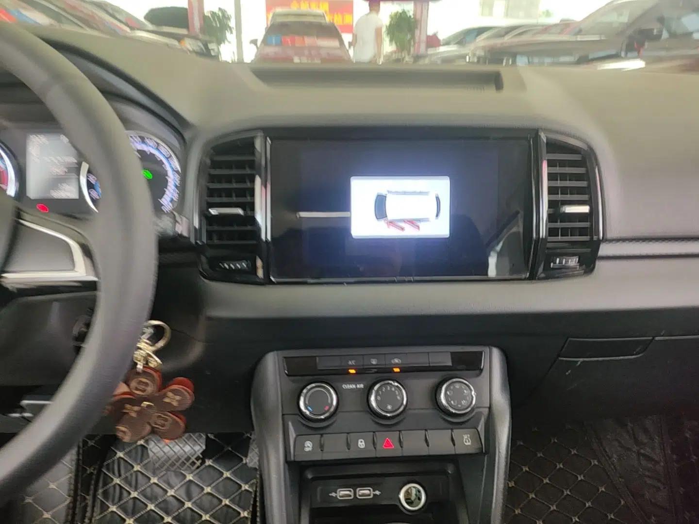 Skoda Karoq 2019 TSI280 Comfort Plus Version China VI Standard — миниатюра 15