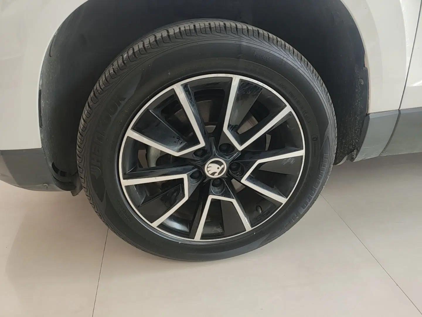 Skoda Karoq 2019 TSI280 Comfort Plus Version China VI Standard — миниатюра 10