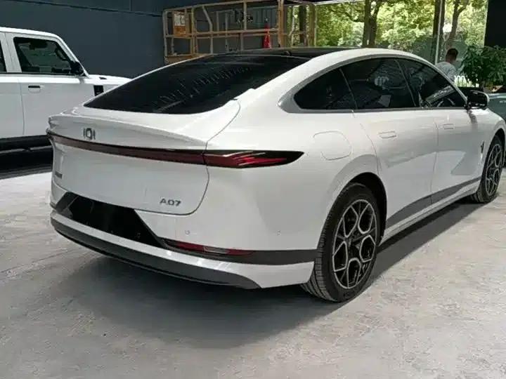 Changan Qiyuan A07 2025 Blue Whale Pure Electric Edition 710 Flagship Model — миниатюра 12