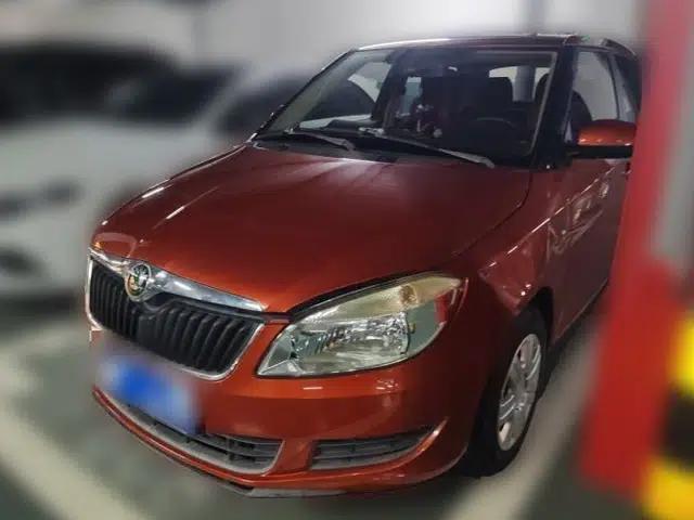 Skoda Fabia 2012 1.4L Automatic Crystal Edition