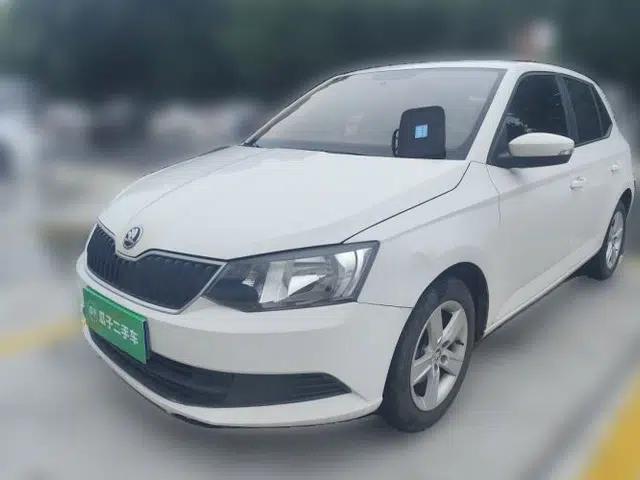 Skoda Fabia 2016 1.4L Automatic Car Enjoy Edition