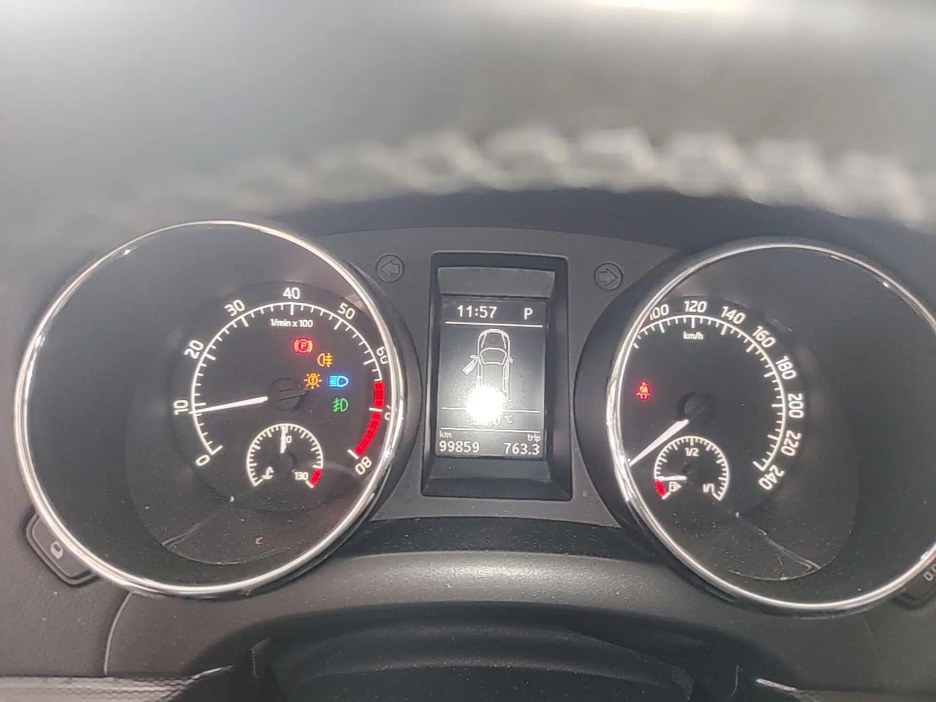 Skoda Yeti 2016 1.4TSI DSG Style Edition — миниатюра 14