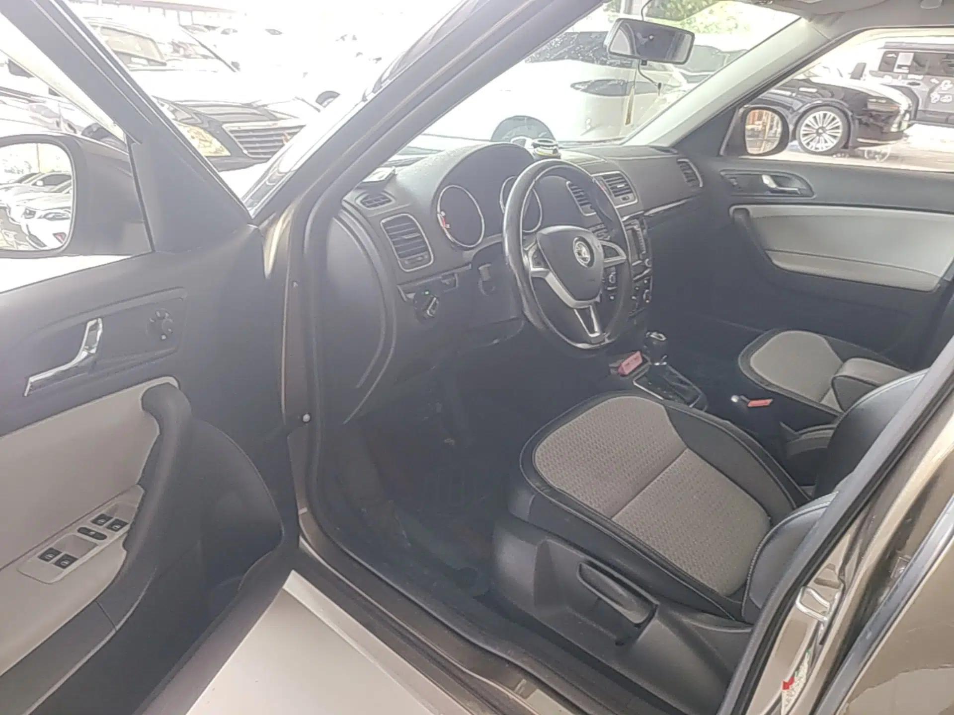 Skoda Yeti 2016 1.4TSI DSG Style Edition — миниатюра 18