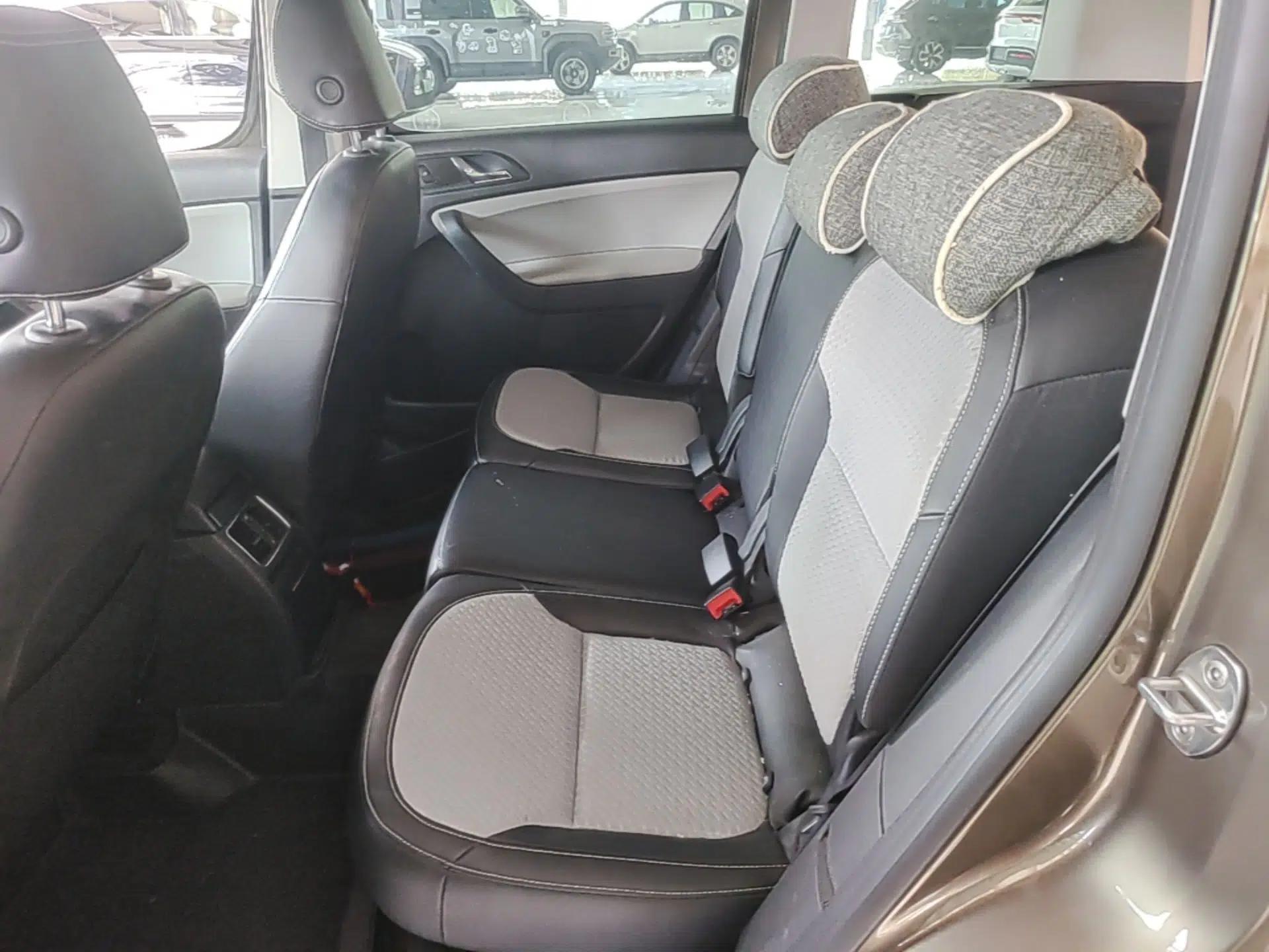 Skoda Yeti 2016 1.4TSI DSG Style Edition — миниатюра 20