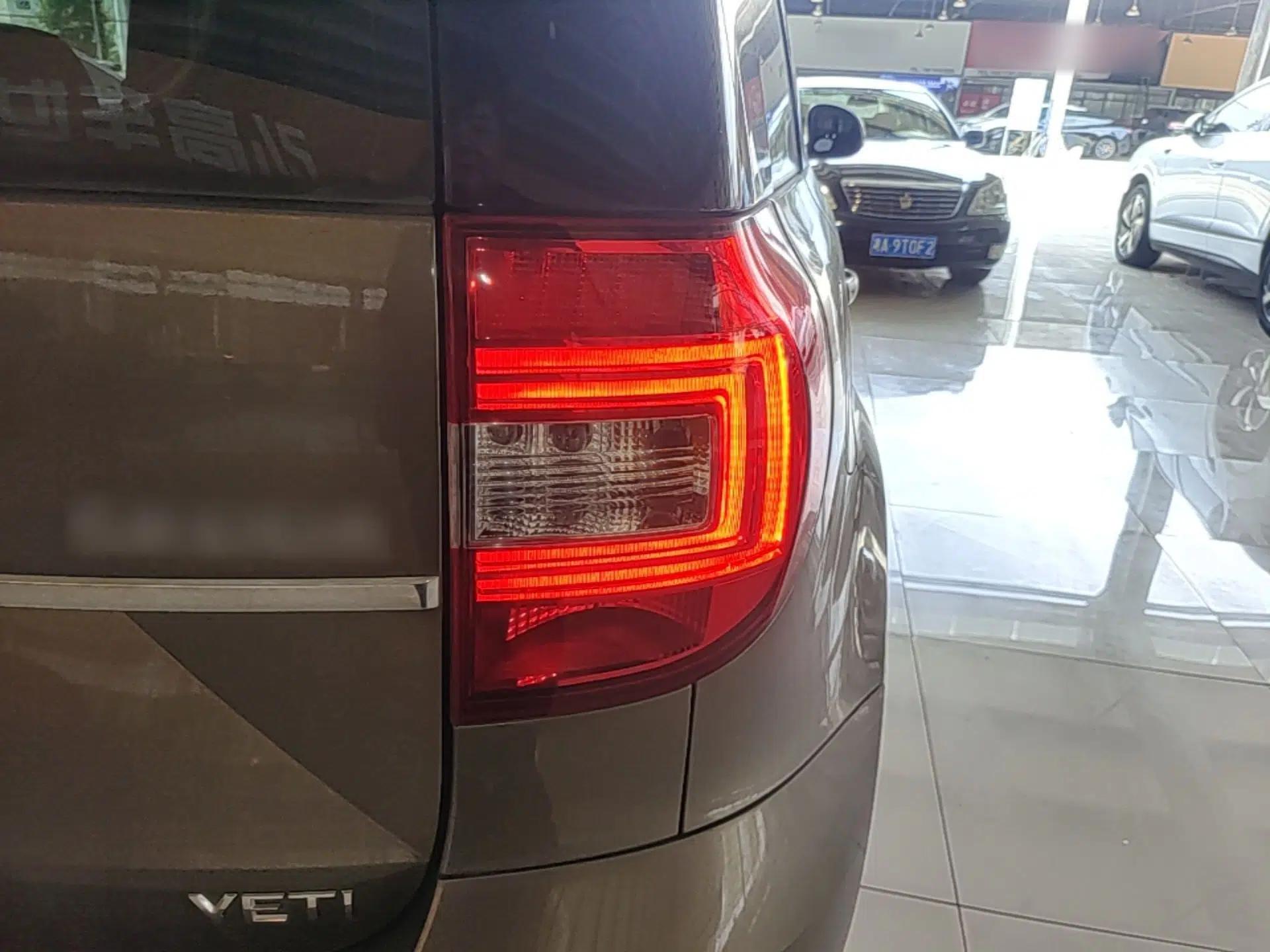 Skoda Yeti 2016 1.4TSI DSG Style Edition — миниатюра 9