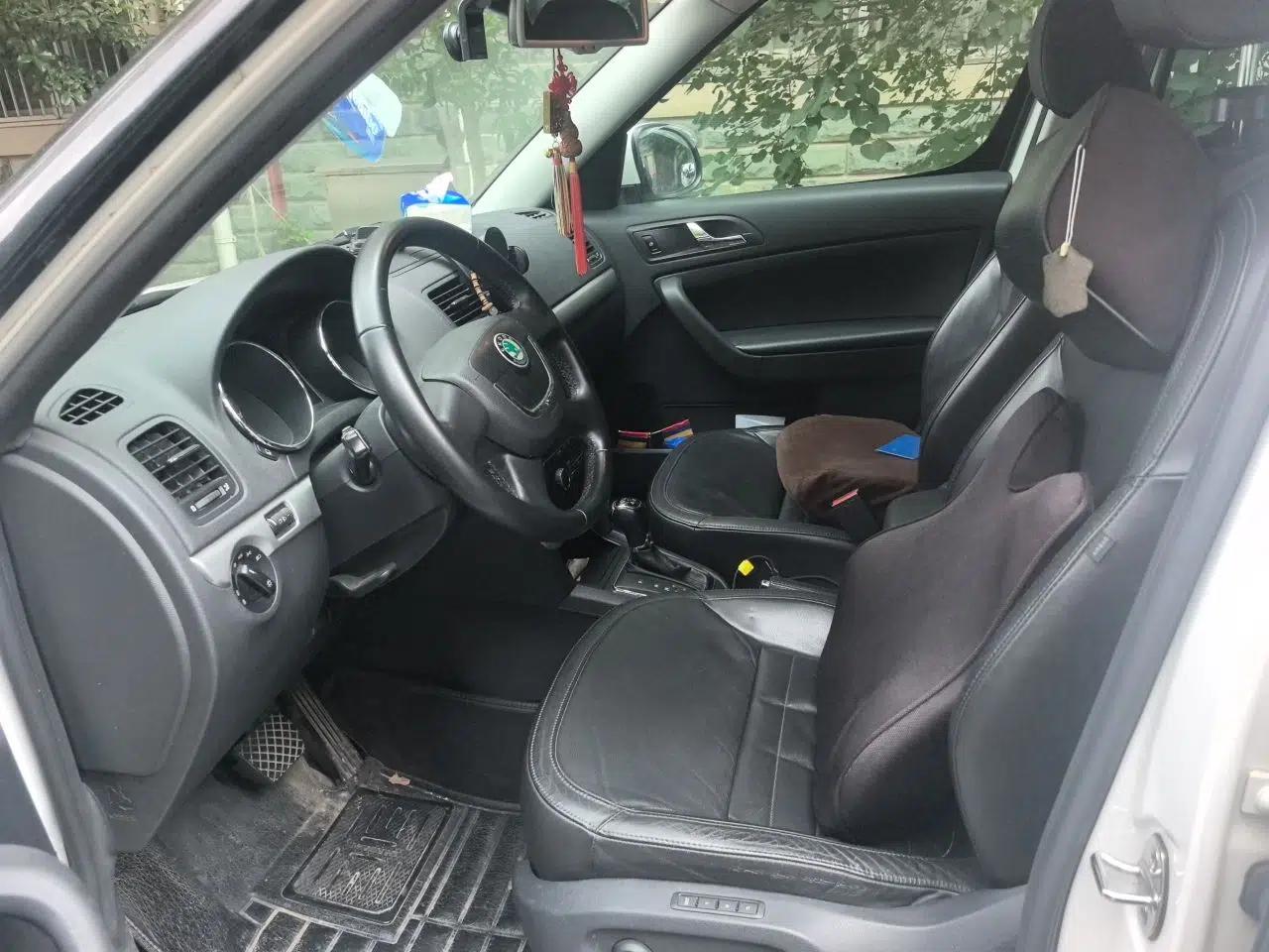 Skoda Yeti 2013 1.8T DSG Luxury Edition — миниатюра 15