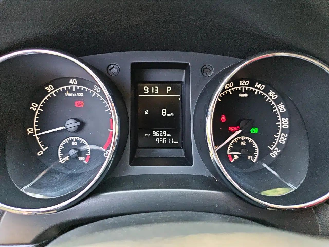 Skoda Yeti 2016 1.4TSI DSG Advanced Edition — миниатюра 11