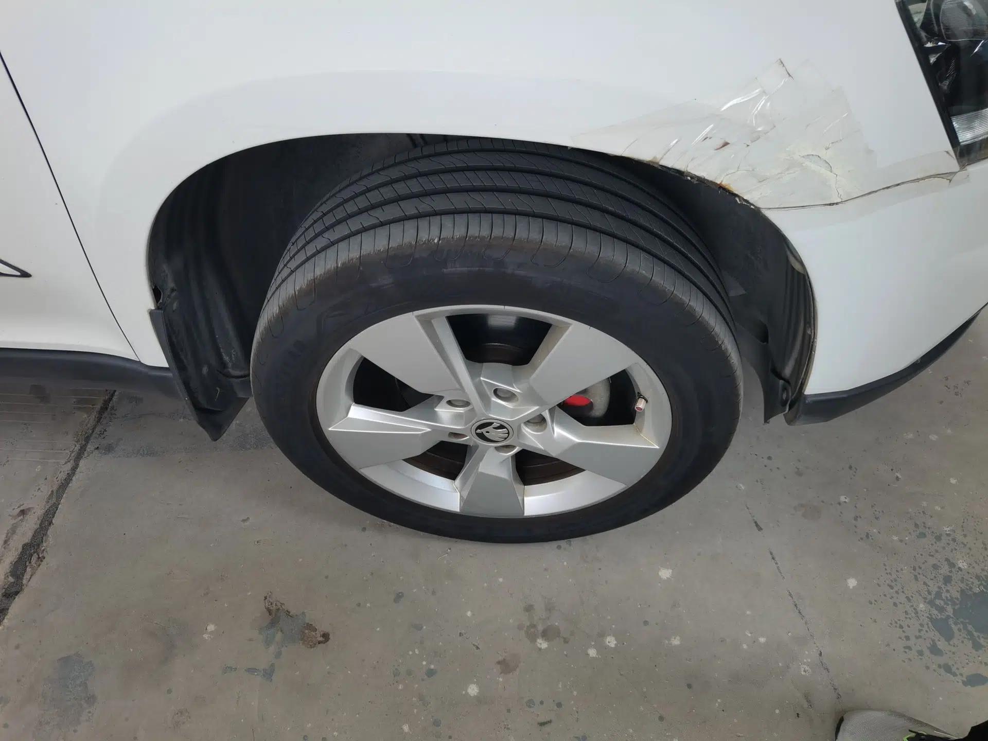 Skoda Yeti 2014 1.4 TSI DSG Phantom Edition — миниатюра 8
