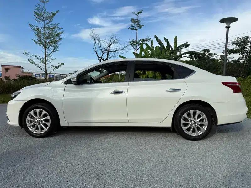 Nissan Sylphy 2016 1.6XL CVT Premium Edition — миниатюра 4