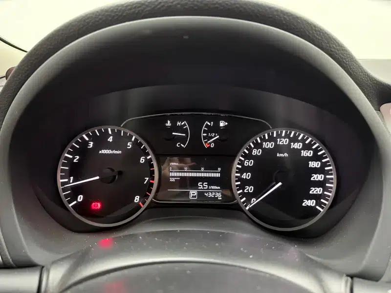 Nissan Sylphy 2019 1.6XV CVT Smart Connect Premium Edition (China VI Emission Standard) — миниатюра 15