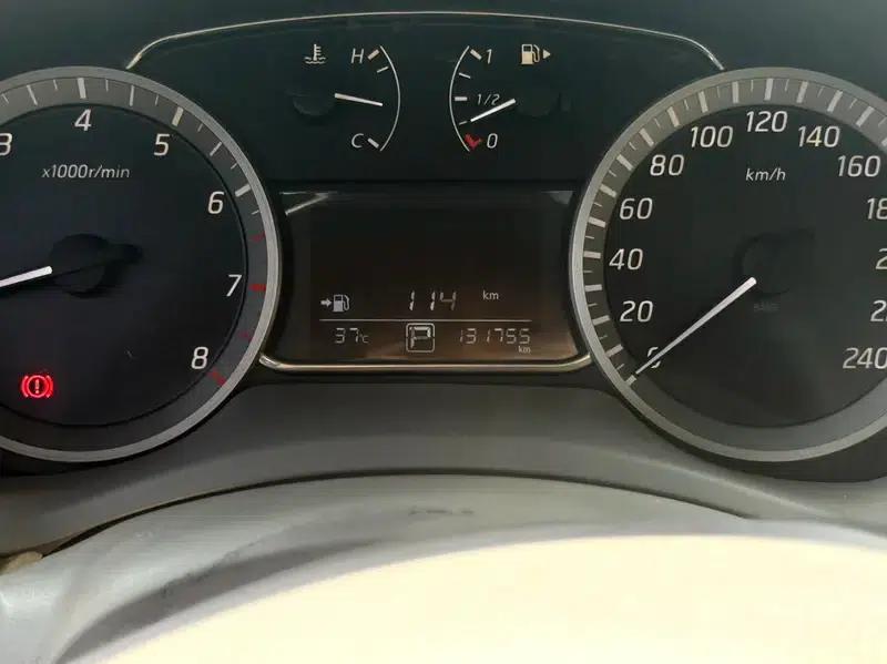 Nissan Sylphy 2012 1.8XL CVT Luxury Edition — миниатюра 13