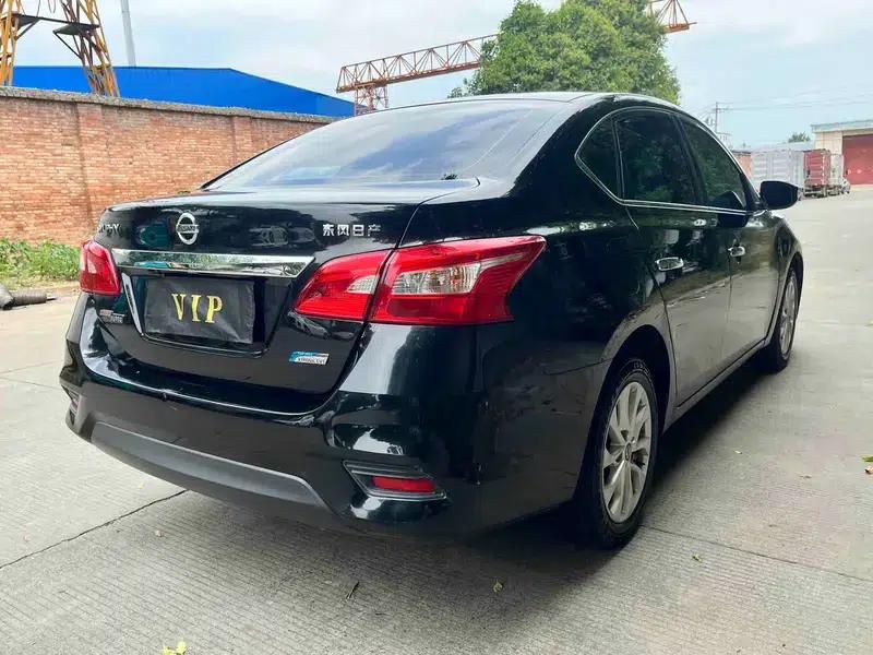 Nissan Sylphy 2018 1.6XV CVT Premium Edition — миниатюра 6
