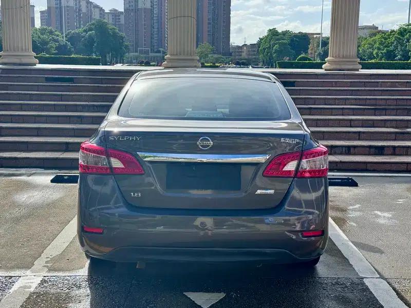 Nissan Sylphy 2012 1.8XL CVT Luxury Edition — миниатюра 5