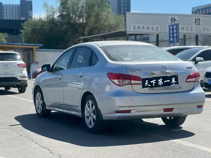 Nissan Sylphy 2009 1.6XL Automatic Deluxe Sunroof Edition — миниатюра 4