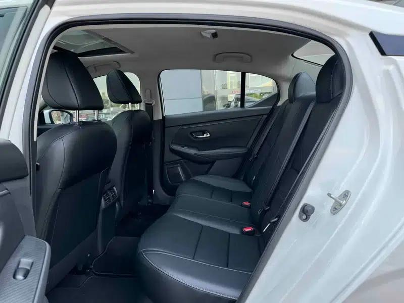Nissan Sylphy 2026 1.6L CVT Comfort Edition — миниатюра 9