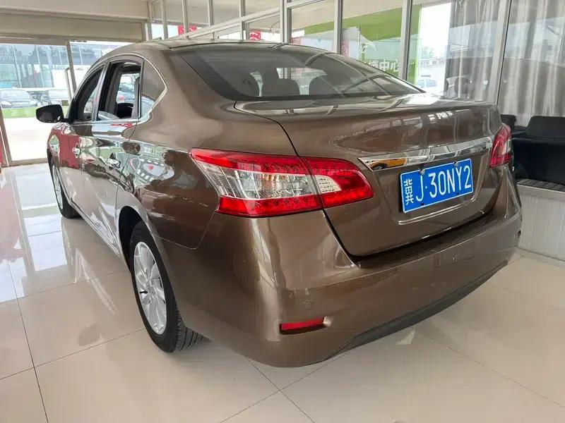 Nissan Sylphy 2014 1.6XV CVT Premium Edition — миниатюра 3