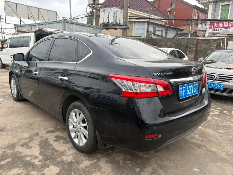 Nissan Sylphy 2012 1.6XL CVT Luxury Edition — миниатюра 4