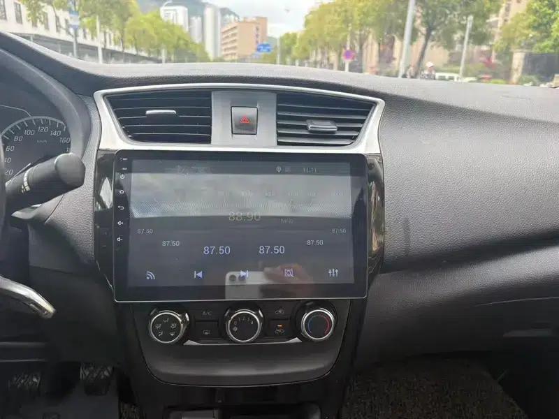 Nissan Sylphy 2016 Classic 1.6XL Manual Deluxe Edition — миниатюра 11