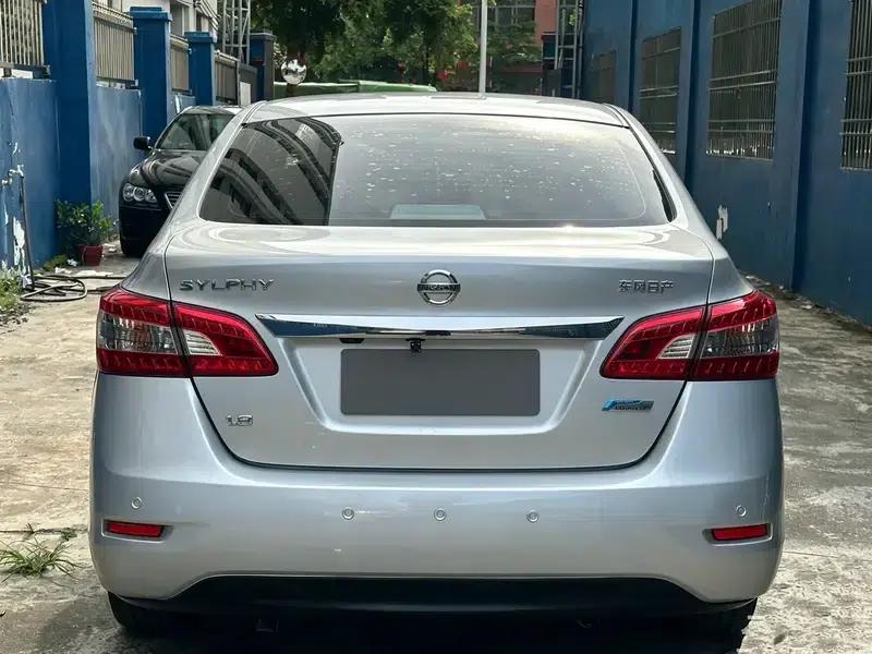Nissan Sylphy 2012 1.8XE CVT Comfort Edition — миниатюра 5