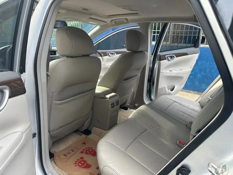 Nissan Sylphy 2012 1.8XE CVT Comfort Edition — миниатюра 10