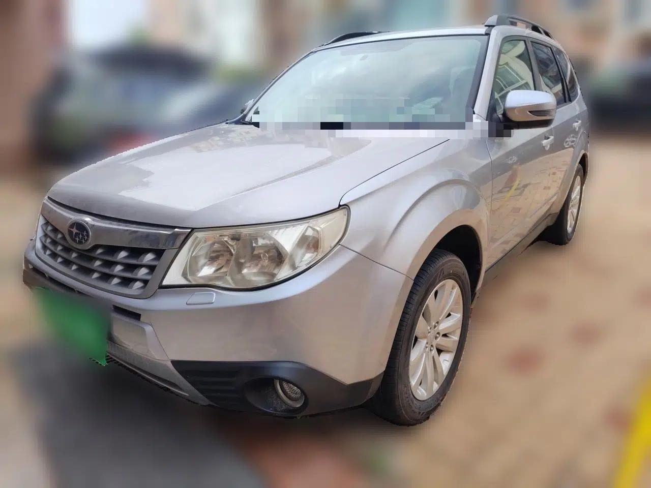 Subaru Forester 2012 2.5XS 15th Anniversary Deluxe Edition — миниатюра 1